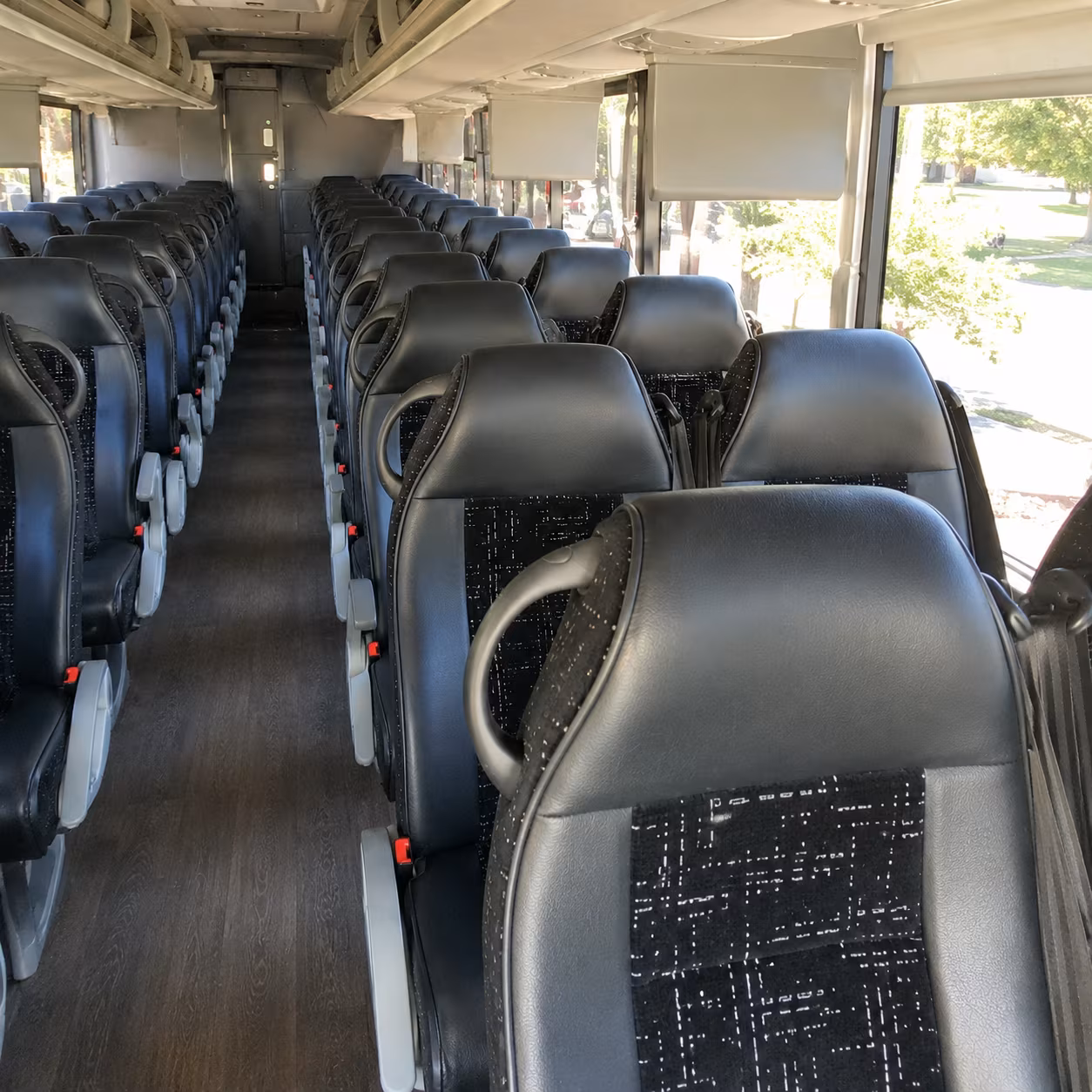 laredo charter bus interior