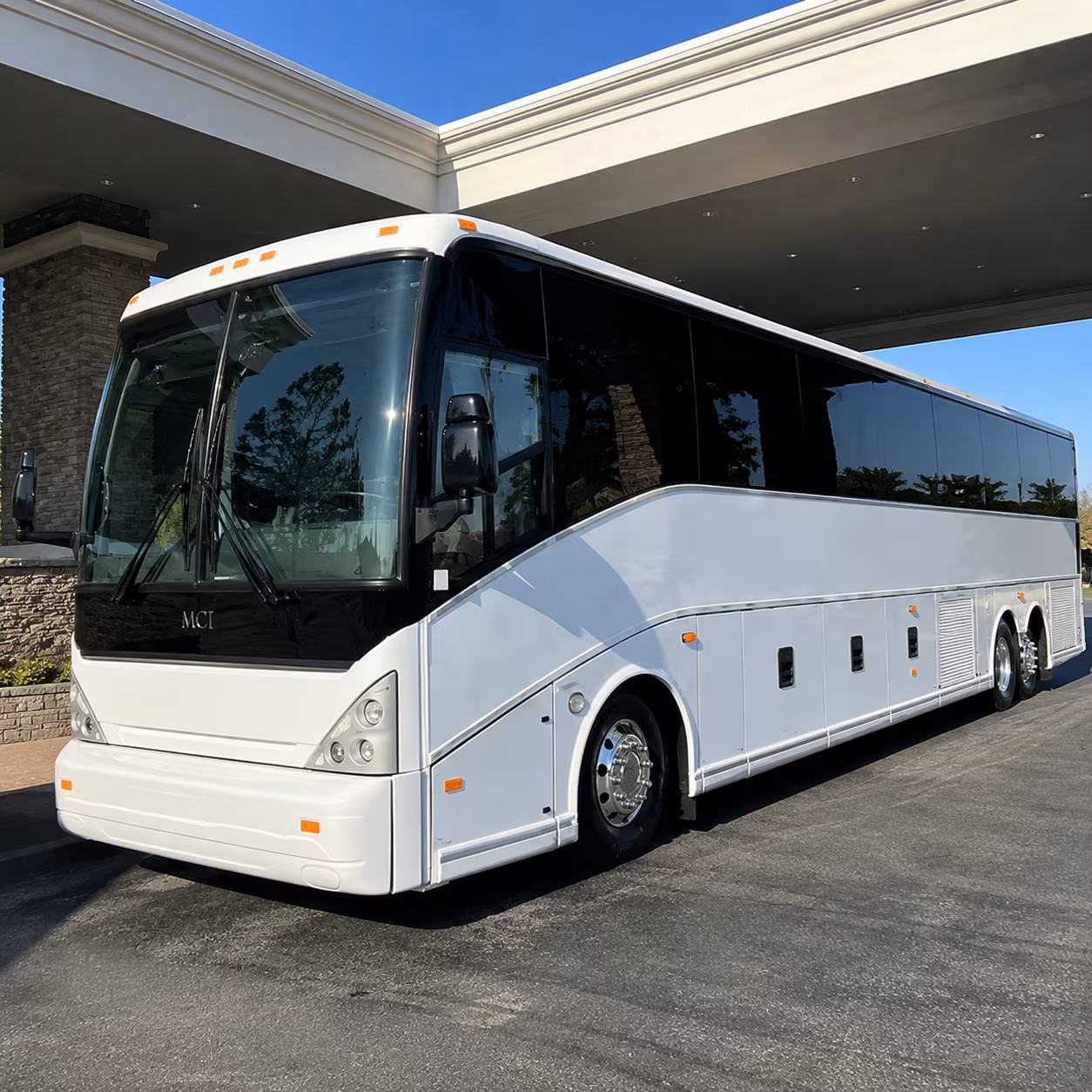 secure transportation for your next convention or trade show 3
