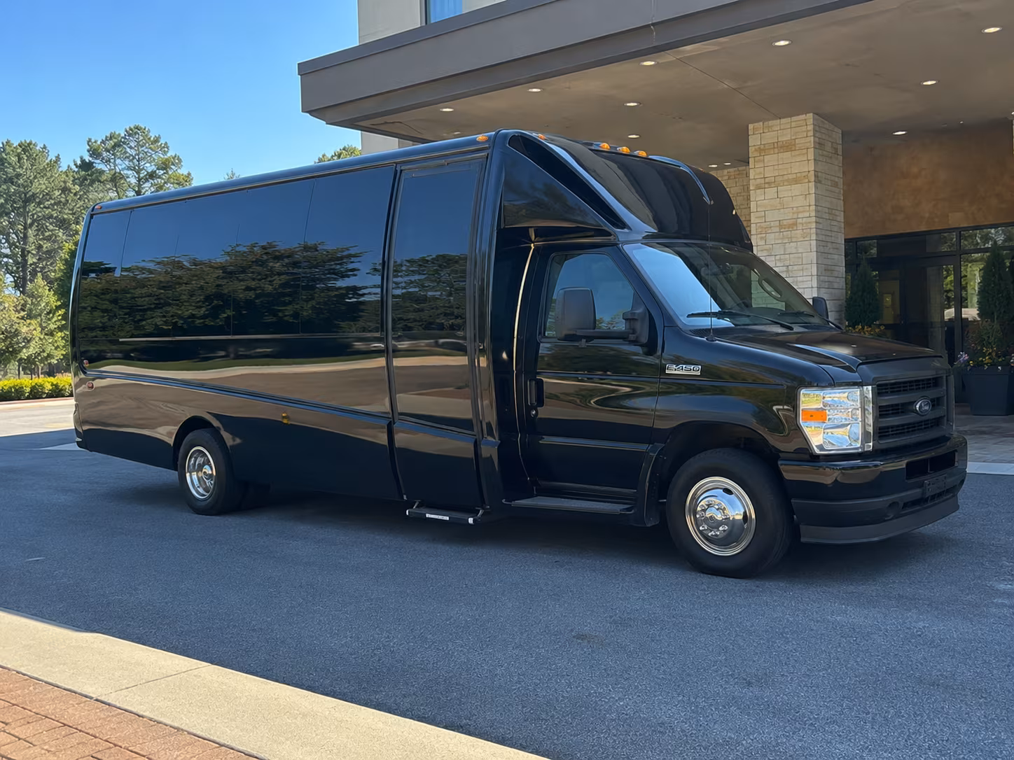 secure transportation for your next corporate event 1