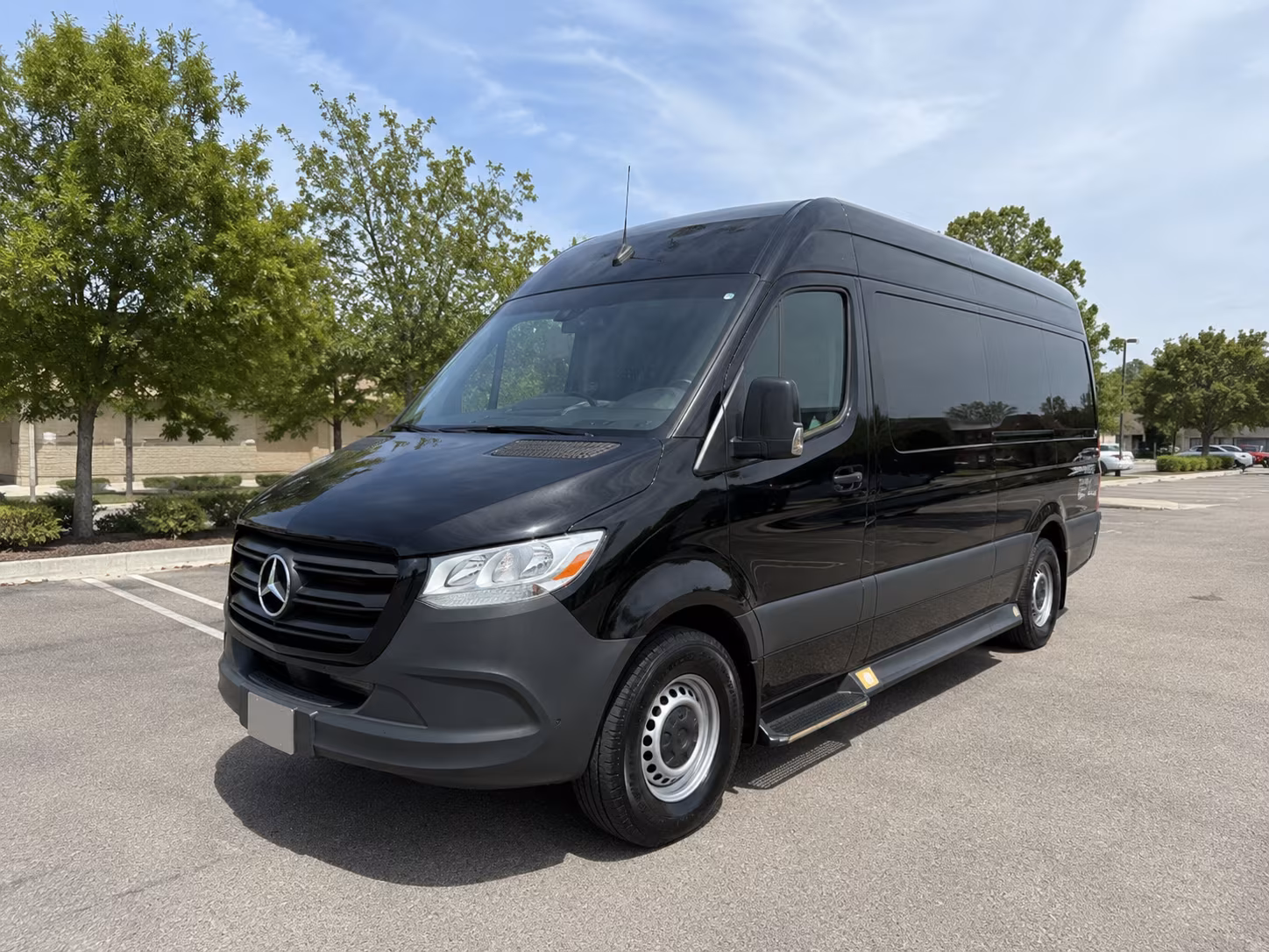 sprinter van and minibus rentals for executive groups in laredo
